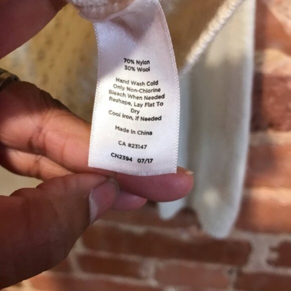 Talbots Ivory Fringe Yolk Cable Knit Sweater Medium Wool Blend - Picture 3 of 7